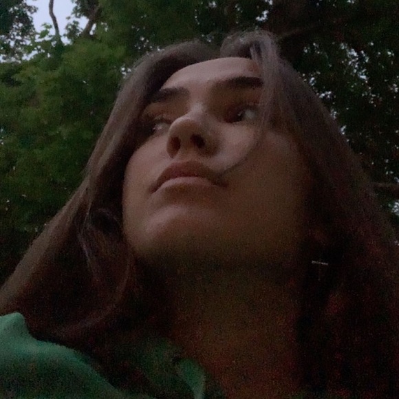 Meet your Posher, Meagan - Picture 7 of 16